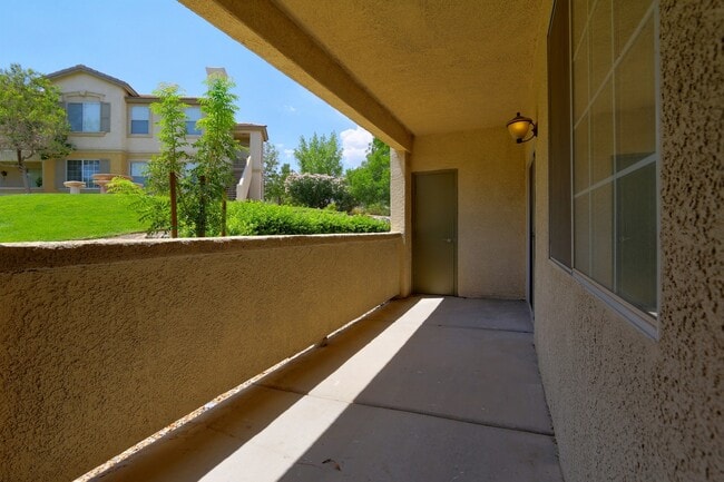 Building Photo - 10225 King Henry Ave