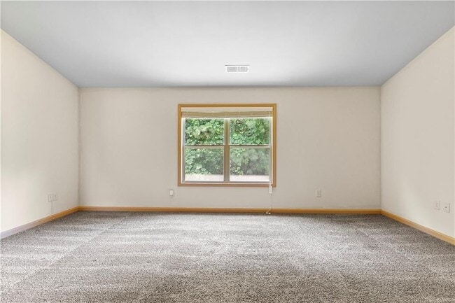 Building Photo - 1492 Station Ridge Ct SE