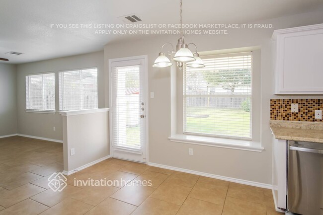 Building Photo - 14820 Lipton Ln