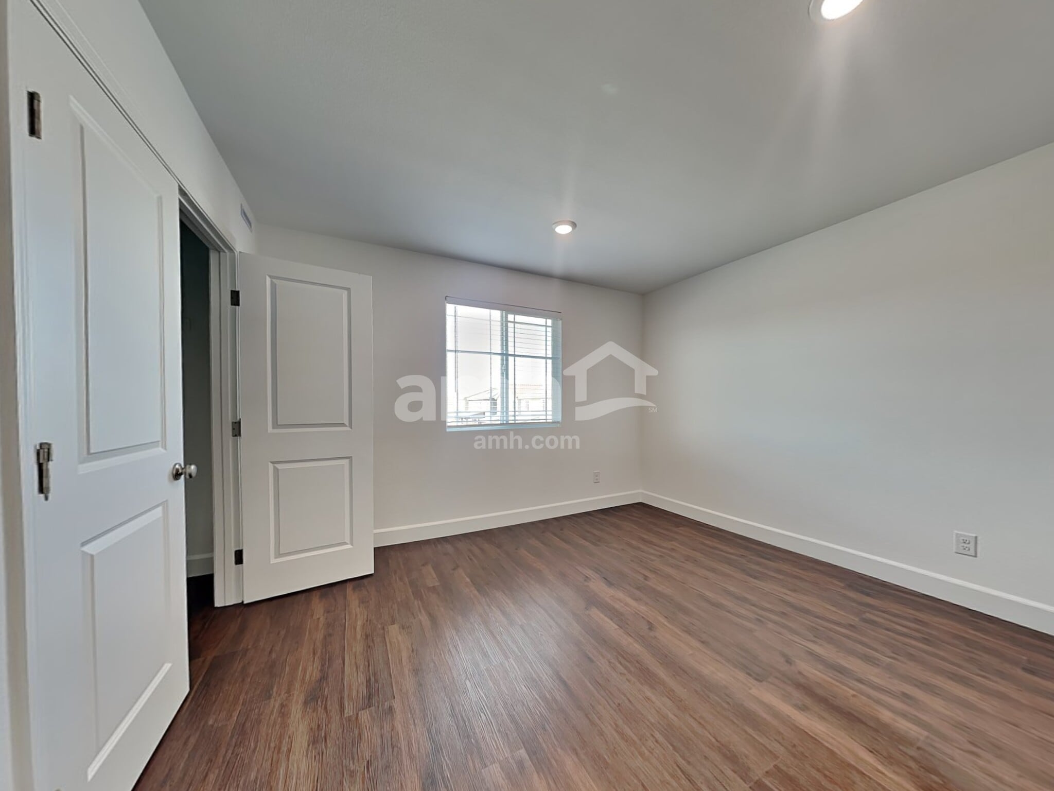 Building Photo - 8925 Carmine Cob Ave