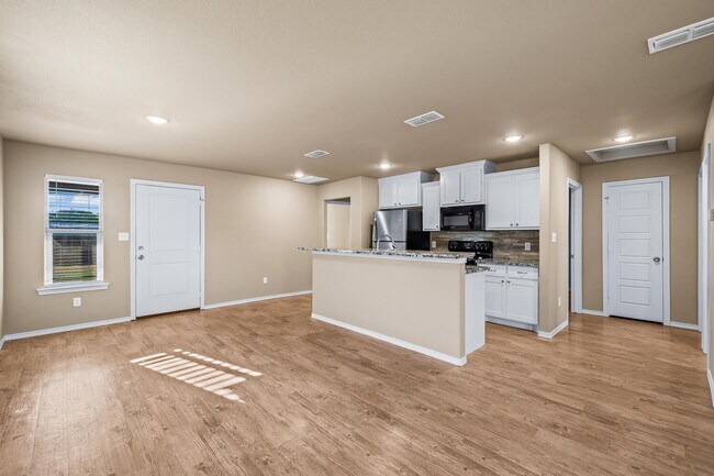 Building Photo - 311 Ave H