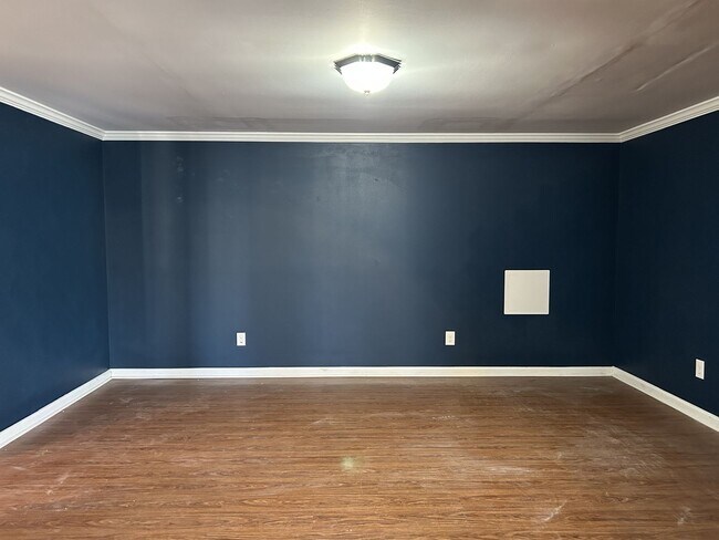 Building Photo - New Homestead: A Private, Tranquil, and Spacious Home