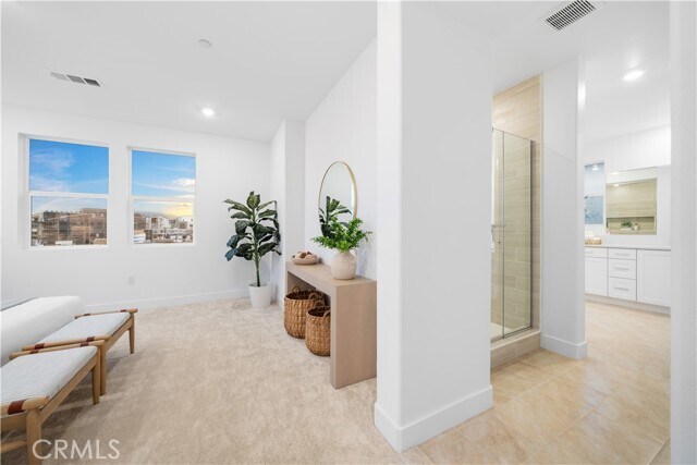 Building Photo - 580 Mulligan