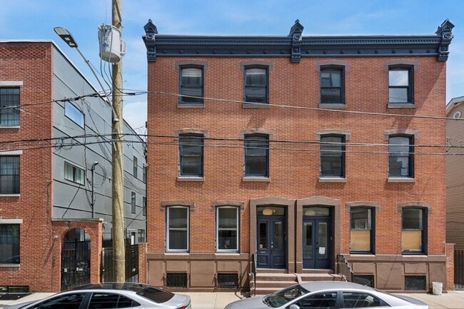 Building Photo - 1223 N Franklin St