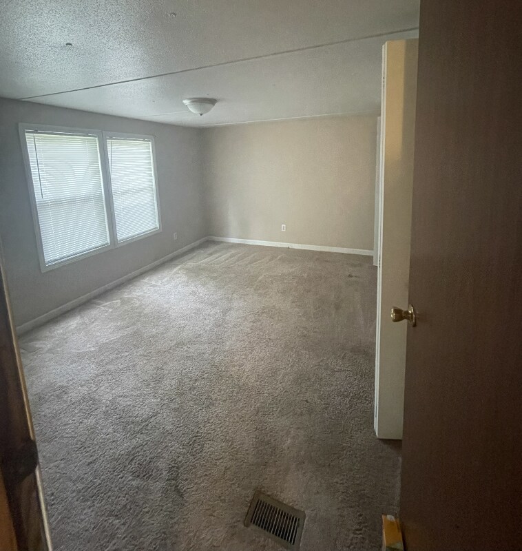 Building Photo - 351 Franklin Heights