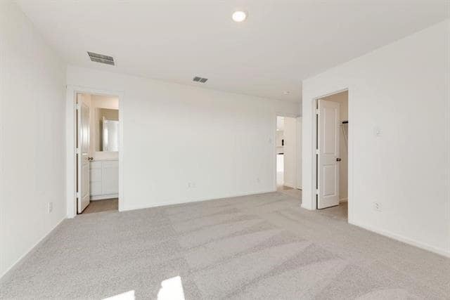 Building Photo - 1271 Falcon Hts Dr