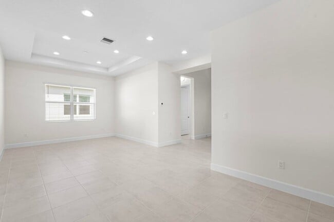 Building Photo - 14184 Lacebark Ln