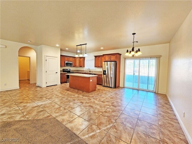 Building Photo - 4920 Honey Locust Dr