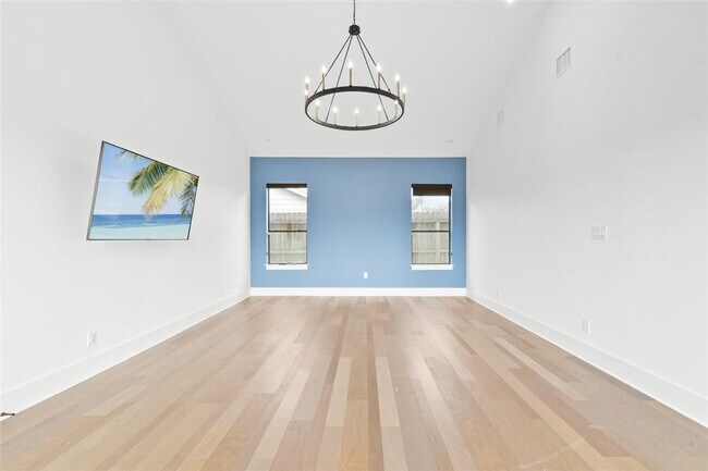 Building Photo - 2703 Tannehill Dr