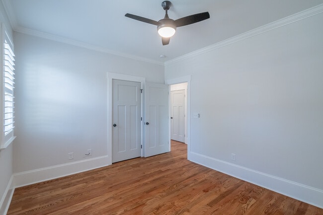 Building Photo - 1005 State St