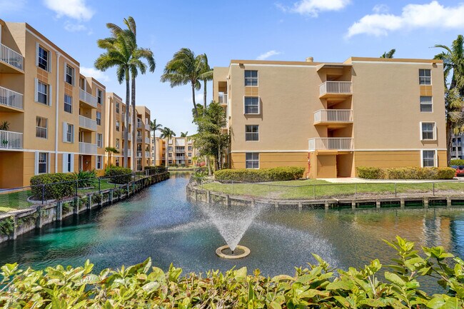 Building Photo - 1450 SE 3rd Ave