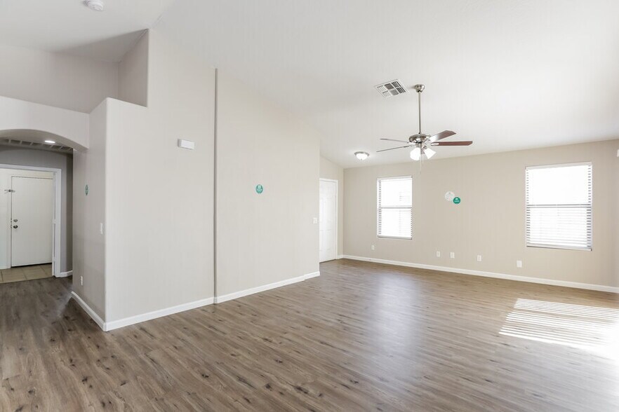 Building Photo - 4337 W St Kateri Dr