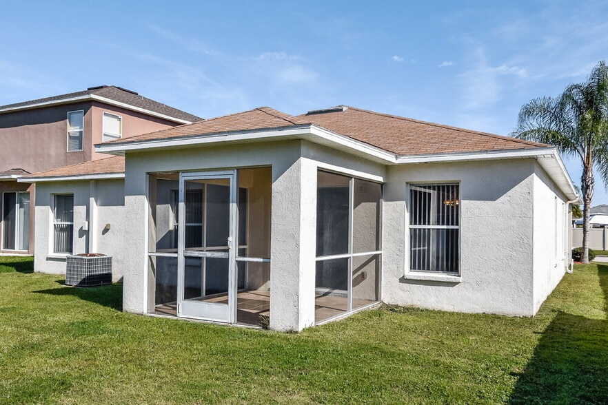 Building Photo - 2292 Blackwood Dr