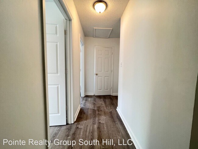 Building Photo - 3 br, 1 bath House - 7233 Highway One