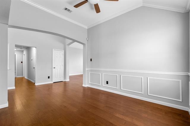 Building Photo - 1432 Hudspeth Dr