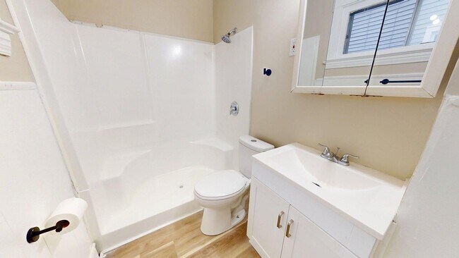 Building Photo - 3865 W 16th St