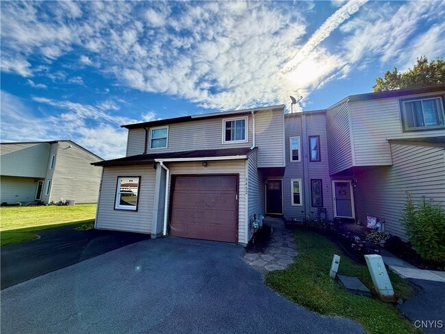 Primary Photo - 5452 Borgase Ln