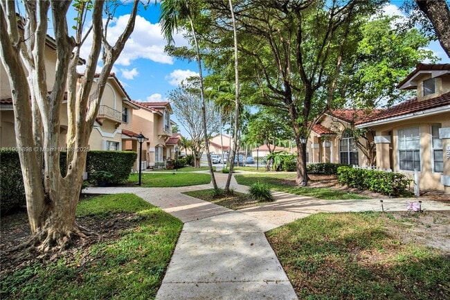 Building Photo - 11037 SW 152nd Ct