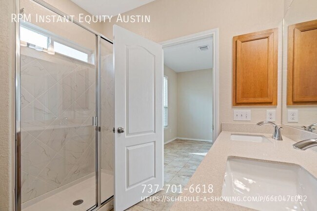 Building Photo - 6300 Carriage Pines Dr