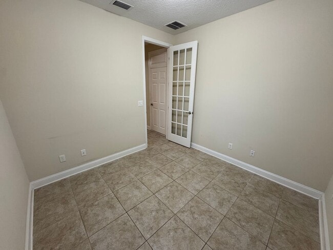 Building Photo - Move in Ready! Four Bed Three Bath Two Story Home. Amenities. Garage. Washer/Dryer. Top Rated Sch...