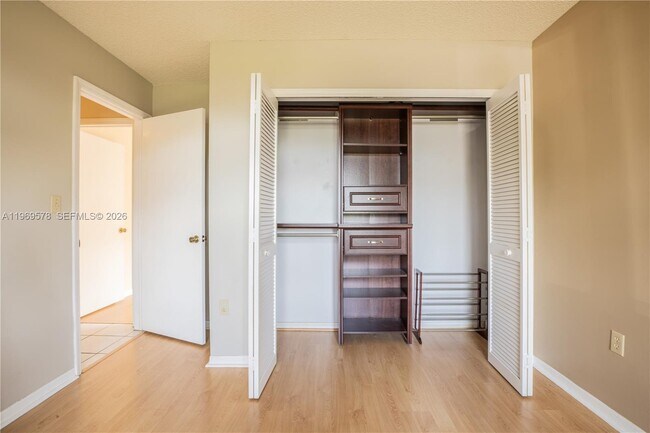 Building Photo - 8531 SW 12th St