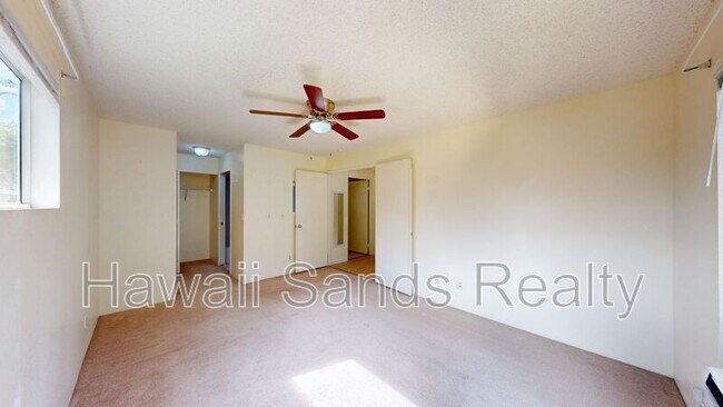 Building Photo - 94-824 Lumiauau St #U104