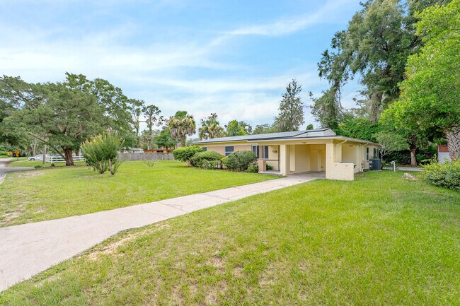 Building Photo - 1704 Paine Ave