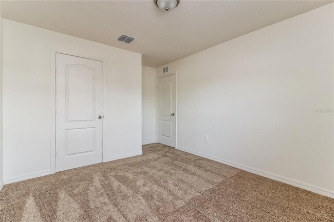 Building Photo - 2127 Peyto Wy