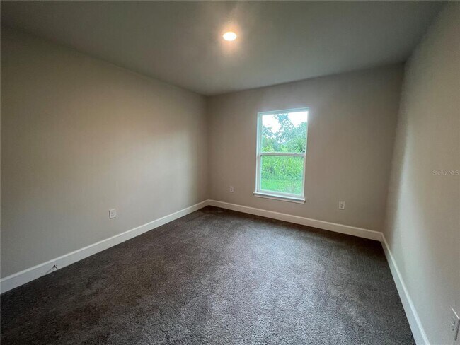 Building Photo - 27430 Deep Creek Blvd