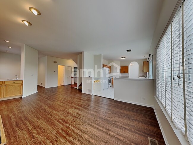 Building Photo - 2588 N Mallard Ln