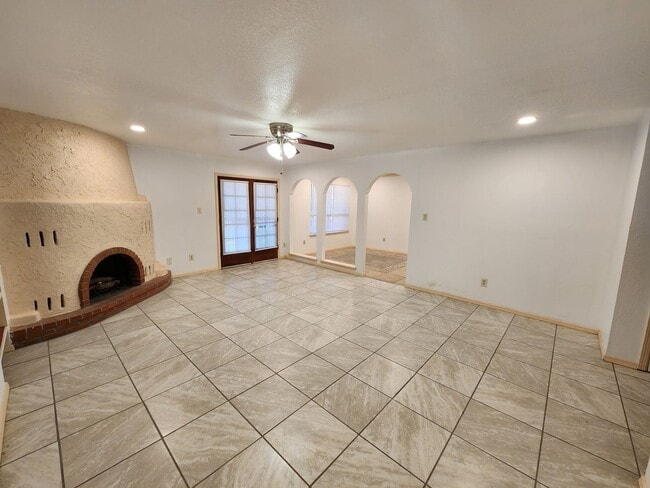 Building Photo - 3301 Jupiter Rd