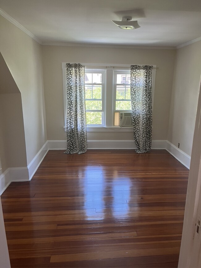 Bedroom - 740 Prospect Ave