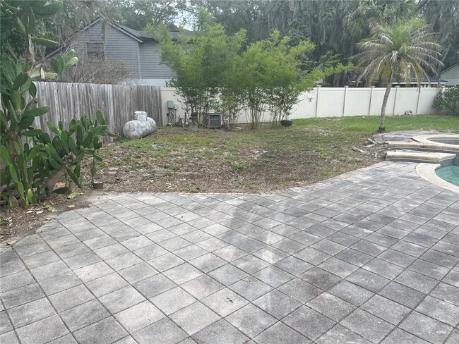 Building Photo - 9828 Bubbling Brook Ct