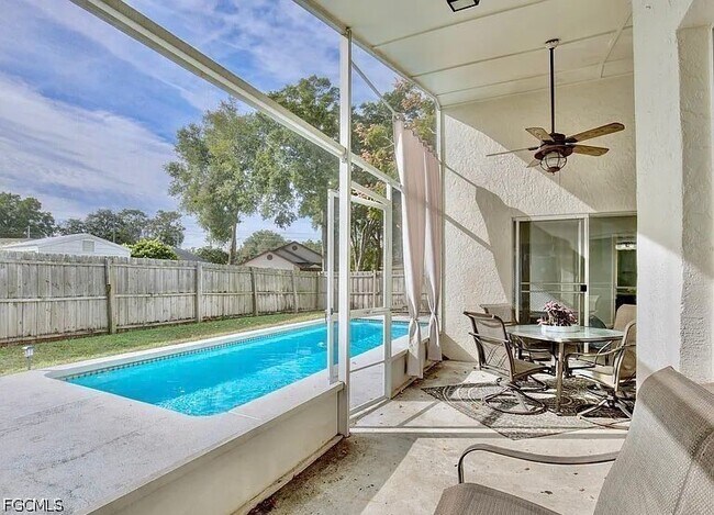 Building Photo - 1162 Whispering Winds Ct