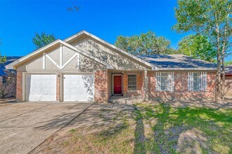 Building Photo - 22318 Meadowgate Dr