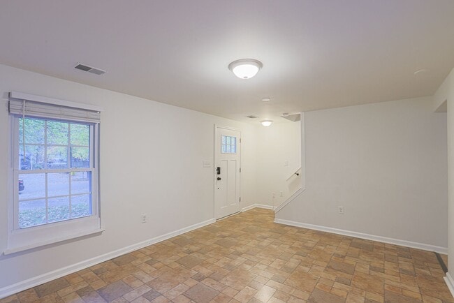 Building Photo - 8096 Castle Rock Ct