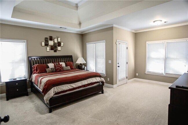 Building Photo - 3875 Spring Manor Ct