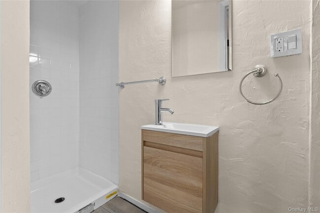 Building Photo - 63 Seaview Ave