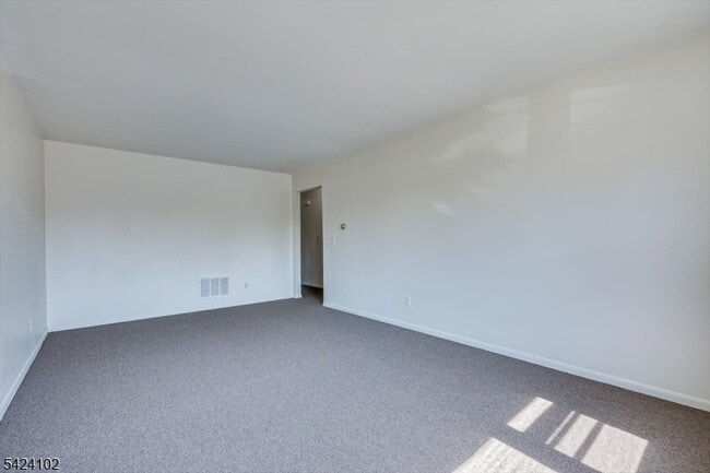 Building Photo - 0 Confidential