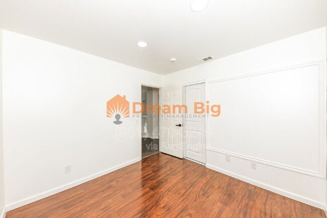 Building Photo - 2712 Toumey Ln