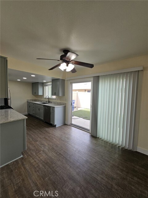 Building Photo - 8041 Puritan St
