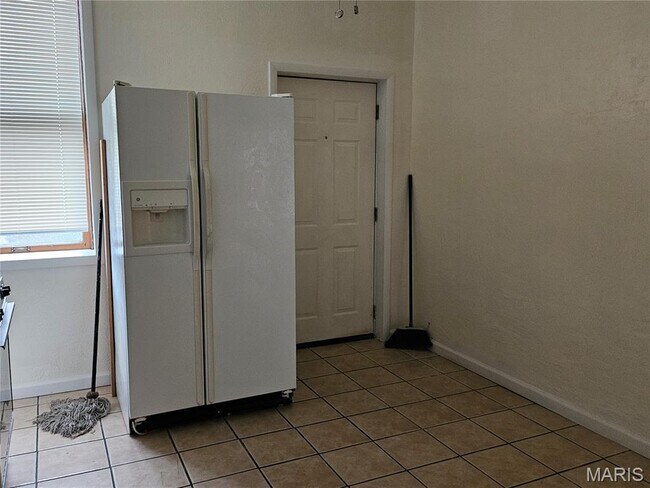 Building Photo - 3807 Potomac St