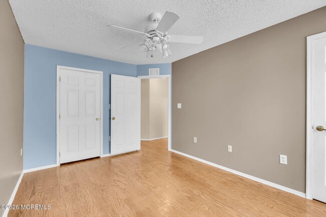 Building Photo - 63 Dover Ct