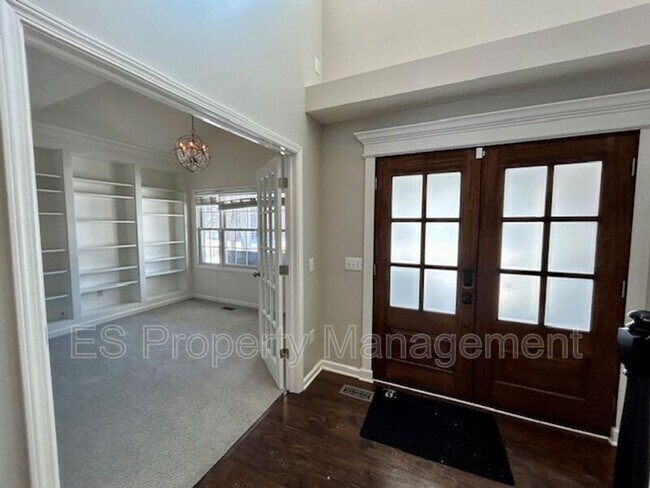 Building Photo - 18258 Benton Oak Dr