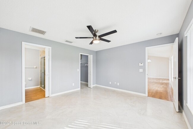 Building Photo - 1936 Gloria Cir