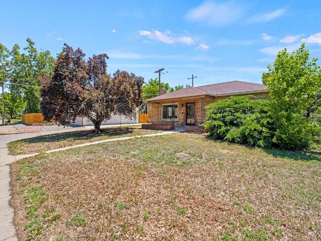 Building Photo - 4726 W 26th Ave