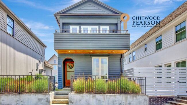 Primary Photo - 2bd/2.5ba in Trilith. LakeFront Views!