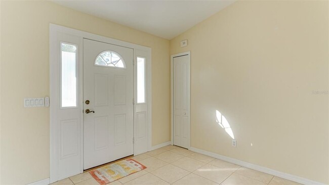 Building Photo - 7146 Sablon Rd