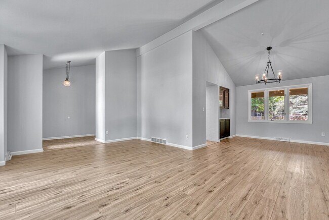 Building Photo - $3,645.95 with $300 Cleaning Voucher, 4 Beds - 3.5 Bath, Single Family Home in Westminster with S...