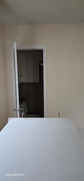 Building Photo - 228 Weston Rd